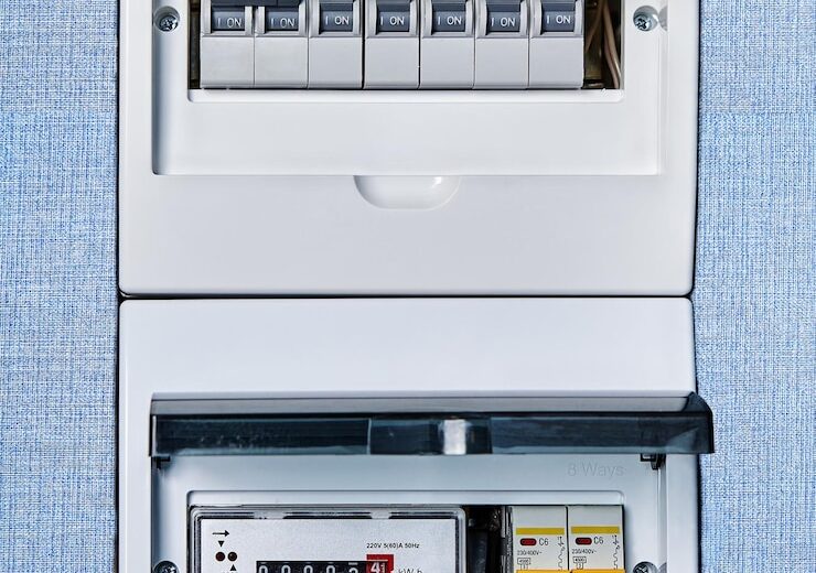Cum se dimensionează tabloul electric într-o locuință modernă