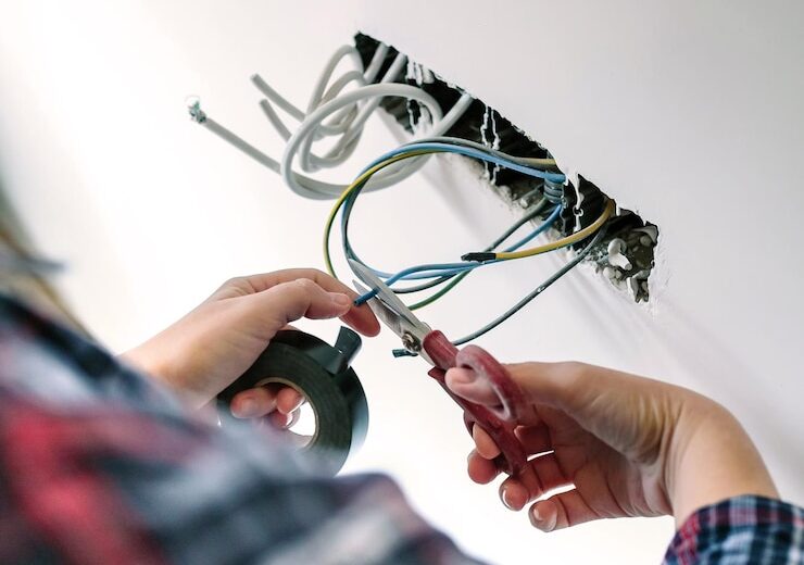 Ce înseamnă o instalație electrică de joasă tensiune și unde se folosește