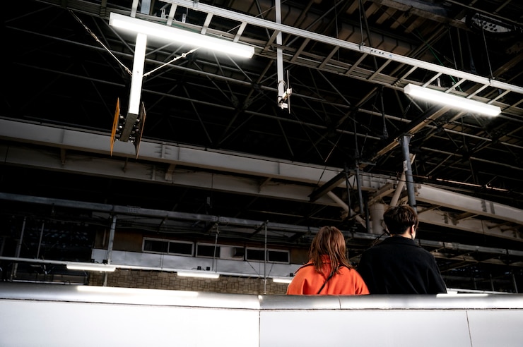 Automatizarea iluminatului industrial prin panouri de comandă dedicate